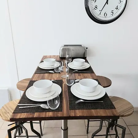 Appartement Confort#1, Centre-ville, Gare A Pieds Proche Commodites Maubeuge